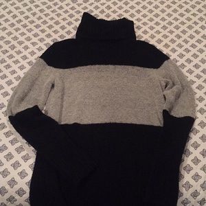 Banana Republic color-block turtleneck sweater
